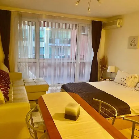 Apartment Beachfront With Sea Views Sveti Vlas