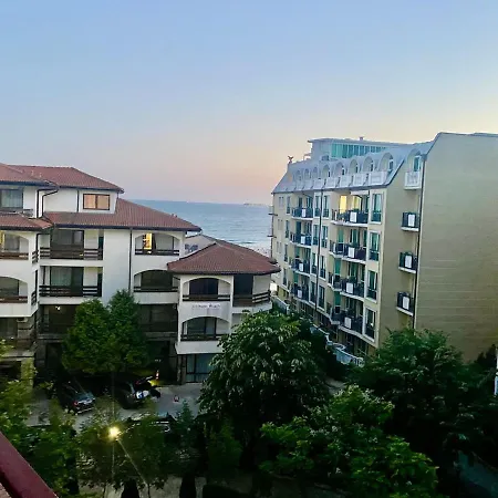 Beachfront With Sea Views Apartment Sveti Vlas