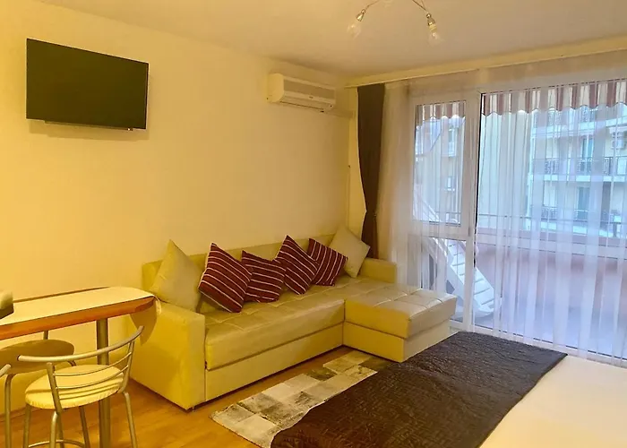 Beachfront With Sea Views Sveti Vlas