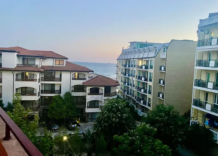 Beachfront With Sea Views Apartmán Sveti Vlas